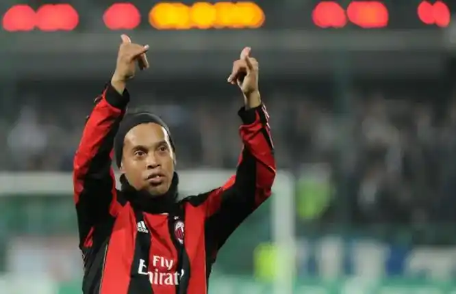 占据了明显 占据了明显