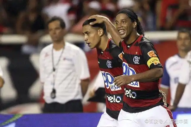 场备受瞩目 场备受瞩目